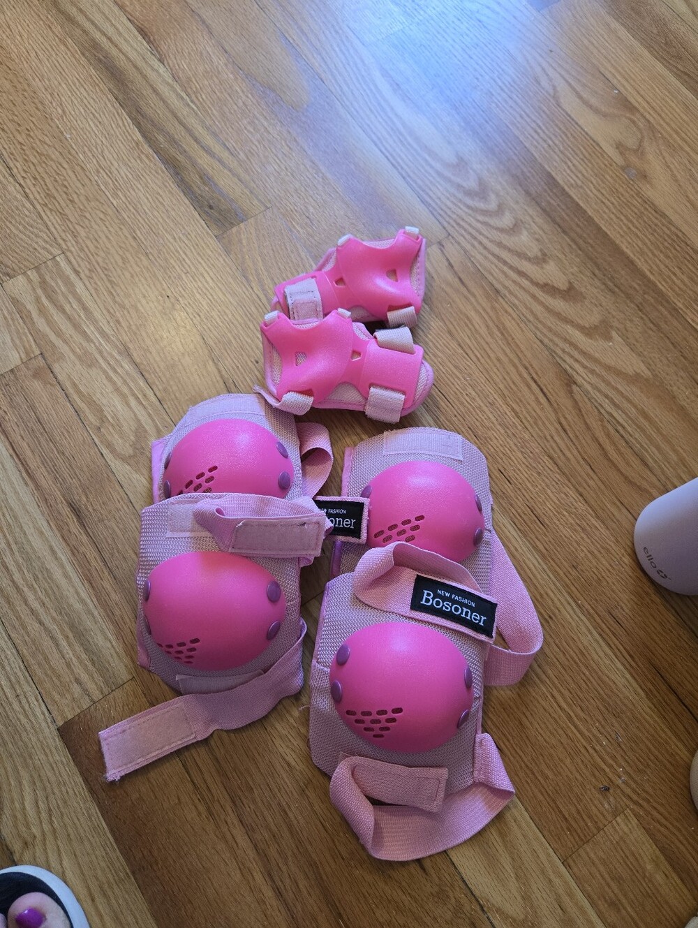 Bosoner Pink Kids Knee and Elbow Pad Set